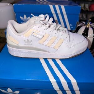 Adidas Forum Low